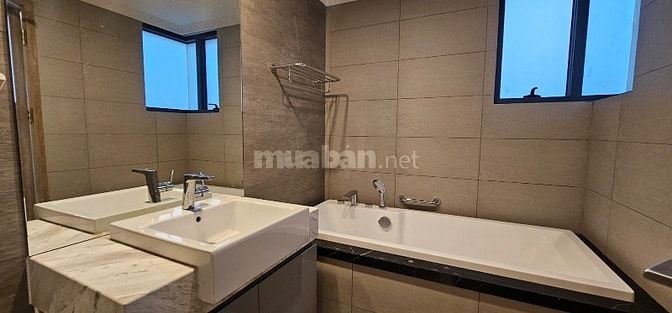 Bán 3PN, 119m2,63tr/m2 Diamond Alnata full nội thất, tặng 3 năm PQL