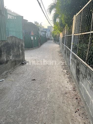 Về quê Bán nhà cấp 4 gác lửng ,đã lên đất thổ Cư
