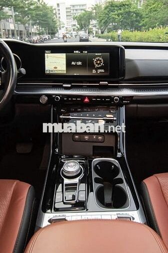 Kia Carnival 2023 Signature 2.2D - 51111km - 951tr