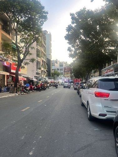 Góc 3MT 8m Q1 cách chợ bến thành 500m, 8.8x15, GPXD Hầm 7 tầng, 64 tỷ