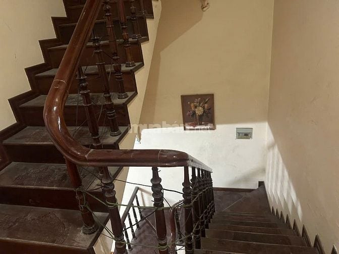 Cho thuê nhà phố Vương Thừa Vũ, Thanh Xuân. 80m2, 3T, ngõ thông ô tô, 