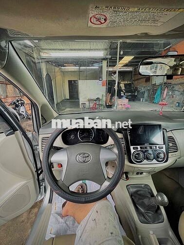 Toyota Innova 2015 E