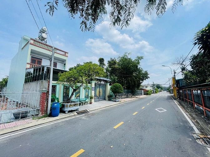 BÁN NGỘP LÔ ĐẤT 128m2 NGAY TRƯỜNG THCS TÂN PHÚ TRUNG, CỦ CHI – GIÁ 750