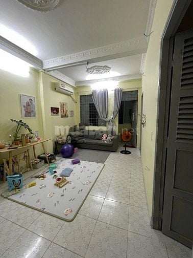 Chung cư 10A Trần Nhật Duật,Tân Định,Quận 1: 70m2,2p ngủ,Nt, 12tr/th