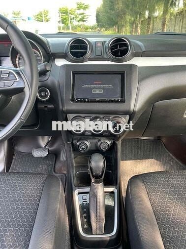 Suzuki Swift 2020 GLX 1.2 AT - 27000 km