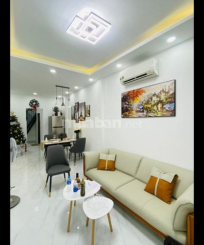 Bán nhà đẹp hẻm 193 Nguyễn Cư Trinh Q1 dt 3x11,5m 2 tầng chỉ 4,8 tỷ.