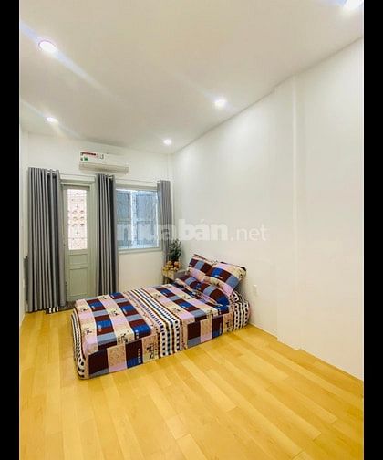 Bán nhà đẹp hẻm 193 Nguyễn Cư Trinh Q1 dt 3x11,5m 2 tầng chỉ 4,8 tỷ.