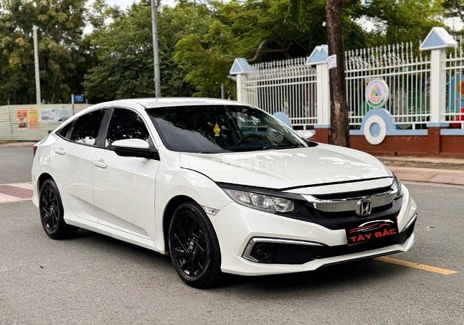 HONDA CIVIC 1.8E 2019 – XE ĐẸP GIÁ TỐT – CHẠY LÀ MÊ!