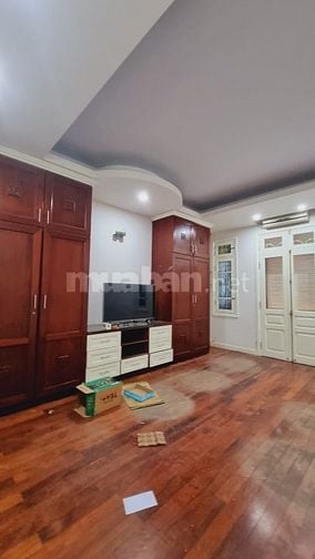 CỰC HIẾM - PHÂN LÔ QUAN CHỨC PHỐ GIẢNG VÕ -  3 Ô TÔ TRÁNH – 26,5 TỶ