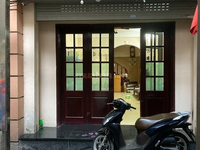 Chính Chủ Cho thuê Nhà 5 tầng ngõ 290 Kim Mã, Ba Đình, DTSD 200 m2