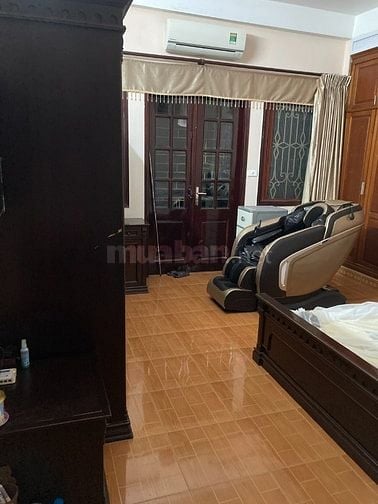 Chính Chủ Cho thuê Nhà 5 tầng ngõ 290 Kim Mã, Ba Đình, DTSD 200 m2