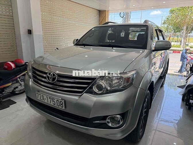 Toyota Fortuner 2016 2.7V 4x2 - 86000 km