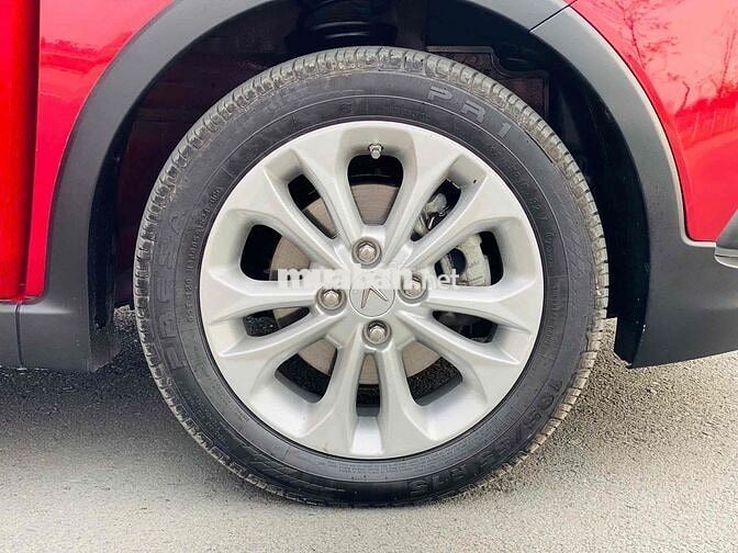 VinFast Fadil Đỏ, Hatchback 5 Chỗ, Sản Xuất 2021
