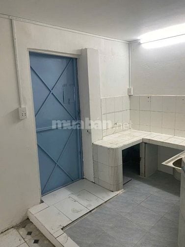 Nhà 2 Mặt Tiền 484  Bà Hạt Q10 Cho Thuê