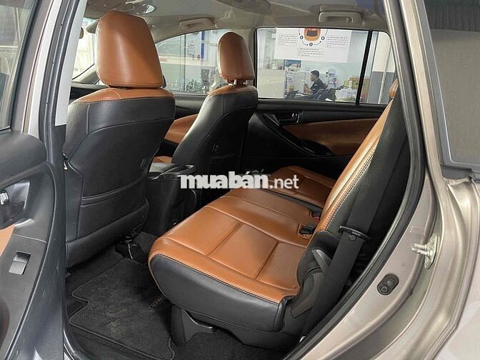 Innova 2019 2.0E, Xe Chở CBNV, Giá Còn TL, NH 70%