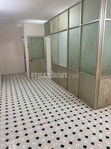 Nhà 2 Mặt Tiền 484  Bà Hạt Q10 Cho Thuê