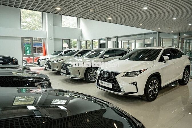 MUA XE CŨ GIÁ CAO NHẤT DÒNG XE SANG Lexus BMW