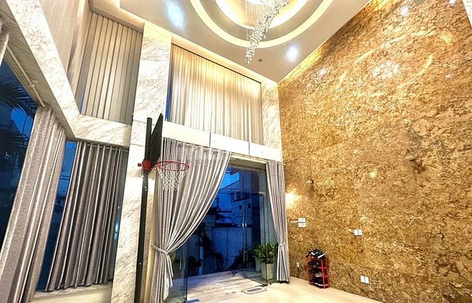 69/ Trần Kế Xương P7, P.Nhuận: 8x26, 7 lầu, TM, 13PN, 14WC. 35.5 tỷ