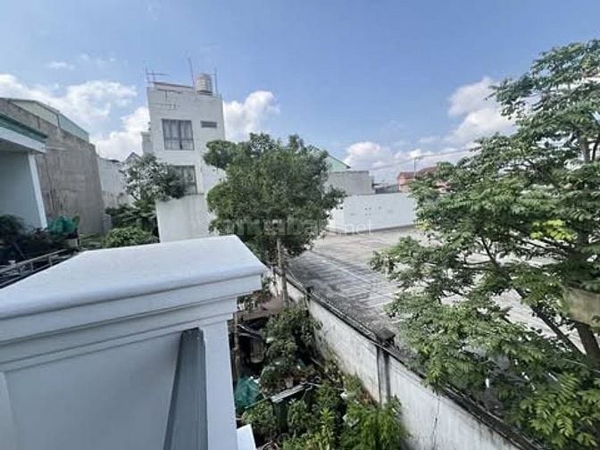 NHÀ ĐẸP THỦ ĐỨC MỚI XÂY HOÀN CÔNG ĐẦY ĐỦ 2 TẦNG