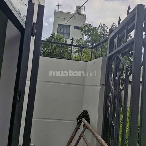 NHÀ ĐẸP THỦ ĐỨC MỚI XÂY HOÀN CÔNG ĐẦY ĐỦ 2 TẦNG