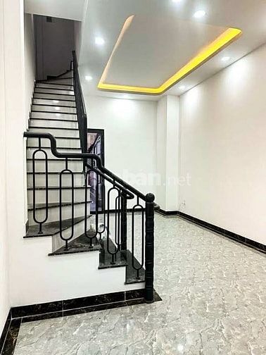 NHÀ ĐẸP THỦ ĐỨC MỚI XÂY HOÀN CÔNG ĐẦY ĐỦ 2 TẦNG