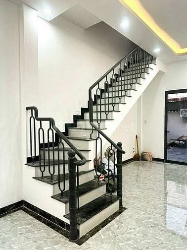 NHÀ ĐẸP THỦ ĐỨC MỚI XÂY HOÀN CÔNG ĐẦY ĐỦ 2 TẦNG