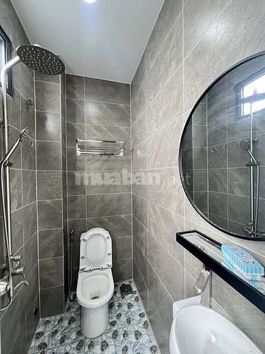 NHÀ ĐẸP THỦ ĐỨC MỚI XÂY HOÀN CÔNG ĐẦY ĐỦ 2 TẦNG