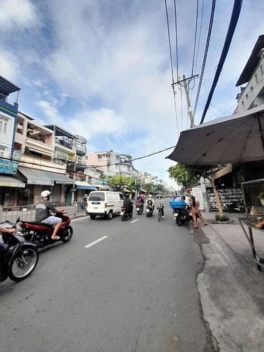 TUYỆT HẢO ! NHÀ BÁN MTKD BÀ HOM P13 Q6 (4,2X22) TRỆT 2 LẦU. CHỈ 13 TỶ
