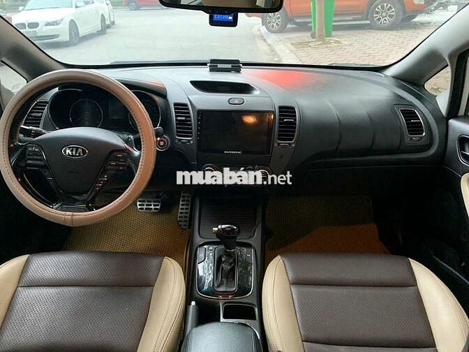 Kia Cerato 2016 2.0 AT - 80000 km