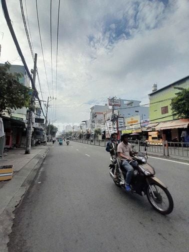 TUYỆT HẢO ! NHÀ BÁN MTKD BÀ HOM P13 Q6 (4,2X22) TRỆT 2 LẦU. CHỈ 13 TỶ