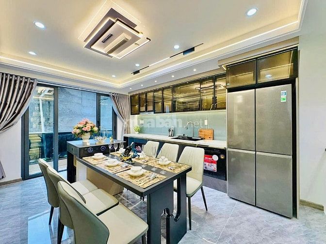 Bán nhà đẹp tuyêt đối ở đường Chu Văn An , phường 26, quận Bình Thạnh