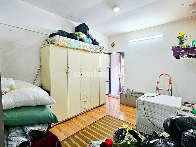 CHÍNH CHỦ BÁN NHÀ TÔN ĐỨC THẮNG DT 25M2x4T, RA OTO 15M, BAN CÔNG ĐẸP