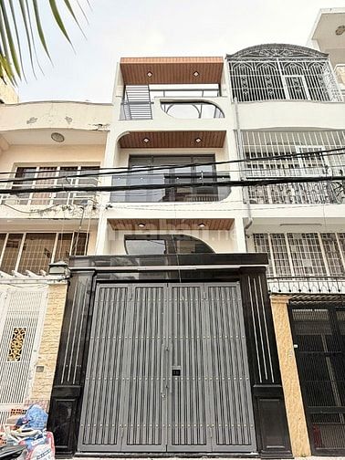 Sát Chợ Lớn!! MT Bình Phú 1 - đường số 6 Q.6 (4x17m) 4 tầng Chỉ 12 tỷ