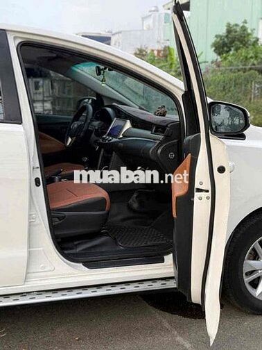 Toyota Innova  2.0E  2018 MT