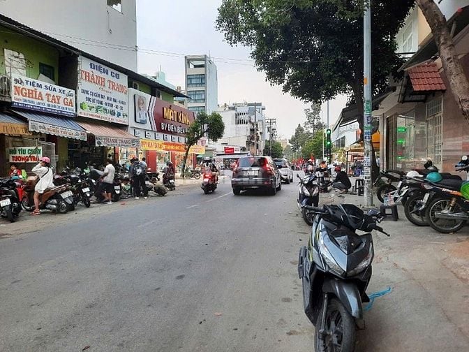 🌼 NHÀ ĐẸP BÌNH PHÚ 1 MTKD TRẦN VĂN KIỂU - 4x19m 5 Tầng  Ở NGAY🌼🌼