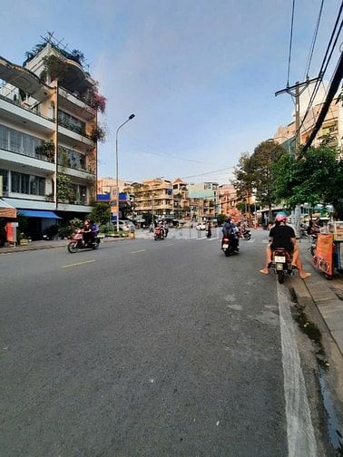 🌼 NHÀ ĐẸP BÌNH PHÚ 1 MTKD TRẦN VĂN KIỂU - 4x19m 5 Tầng  Ở NGAY🌼🌼