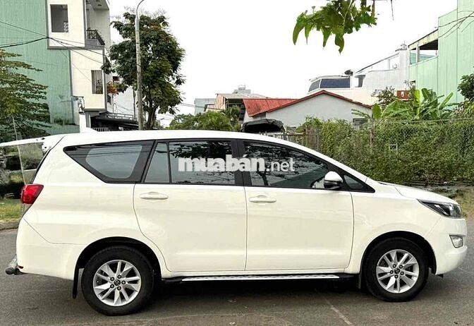 Toyota Innova  2.0E  2018 MT
