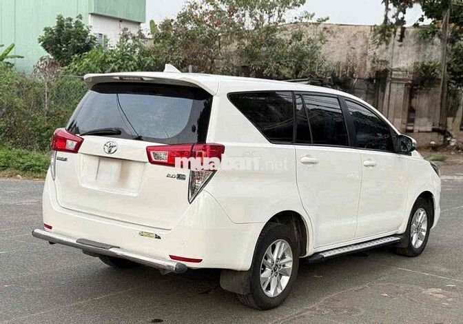 Toyota Innova  2.0E  2018 MT
