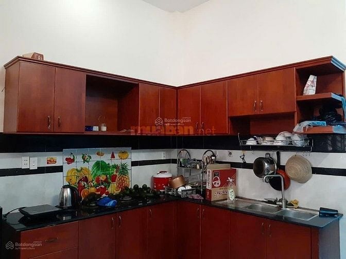 Chính chủ cho thuê nhà Q.12 có nội thất cơ bản.