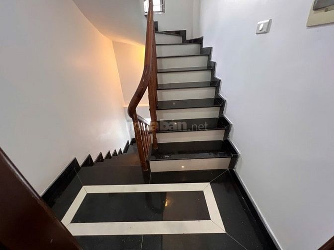 CẦN BÁN GẤP NHÀ - HỒ TÙNG MẬU - 37M2 - 6T - NHÀ GẦN PHỖ NGÕ R