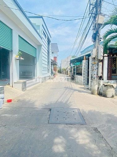 Nhà ở đô thị cách QL 50 chỉ 50m hẻm xe hơi- 132.4m vuông + 2 phòng ngủ