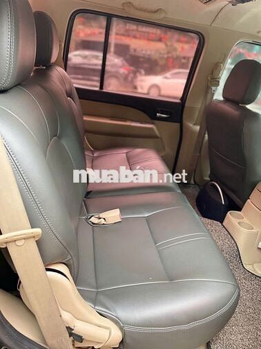 Ford Everest 2011 2.5L 4x2 AT - 20000 km
