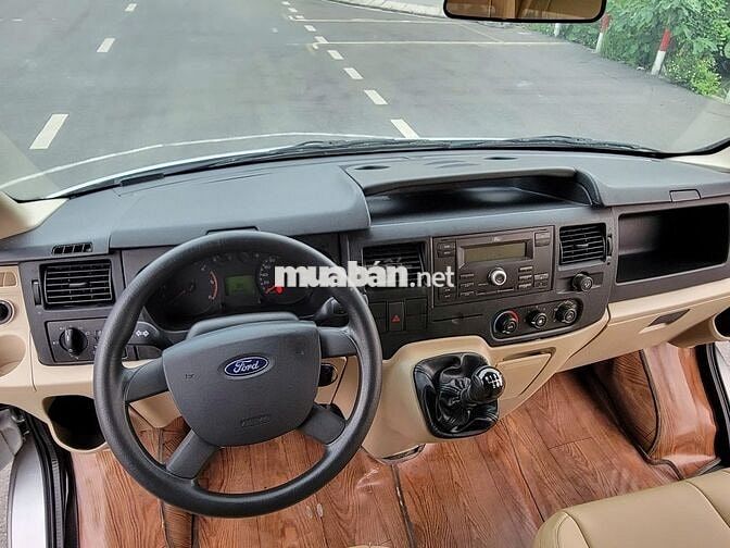 Bán Ford Transit đời 2019 bản trung
