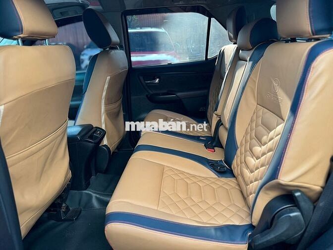 Toyota Fortuner 2016 2.4G 4x2 MT - 90000 km