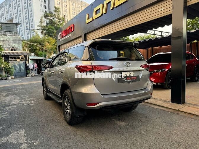 Toyota Fortuner 2016 2.4G 4x2 MT - 90000 km