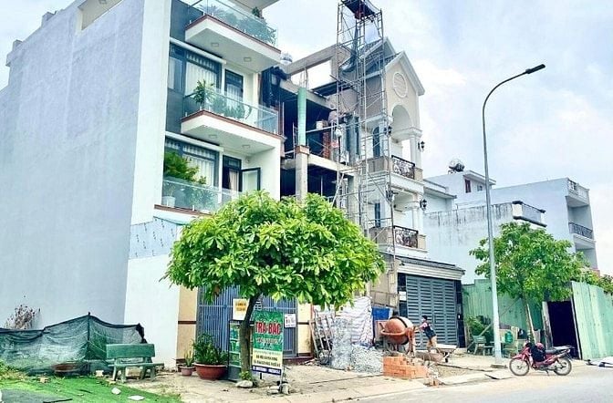 HẠ GIÁ 02 NỀN ĐẤT THỔ CƯ ĐƯỜNG NHỰA TIỆN KINH DOANH SỔ RIÊNG TPHCM