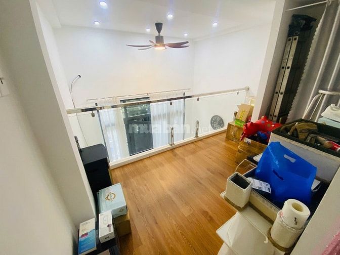NHÀ QUẬN 10 GIẢM GIÁ CHỈ NHỈNH 8 TỶ, NGANG 4M, 3 TẦNG
