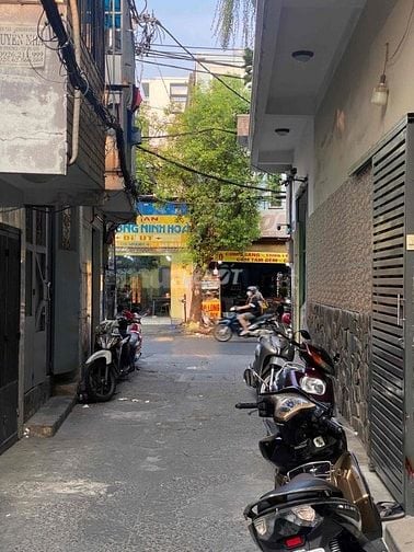 Nhà 2mặt HXH trước sau cách mặt tiền VK chỉ vài bước chân tiện KD