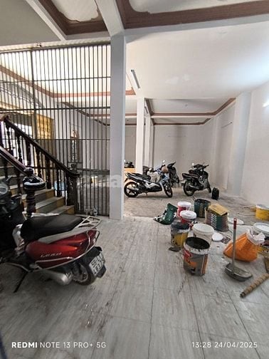 Góc 2MT Hẻm cây keo 8*20m 2 lầu sân thượng 7pn giá 35tr