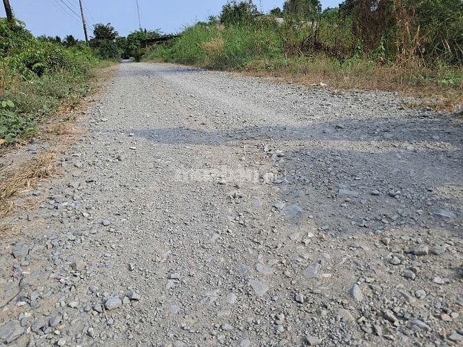 Bán lô đất 2 mặt tiền trước sau, view kênh, ngang 7m x 75m gia 1ty050